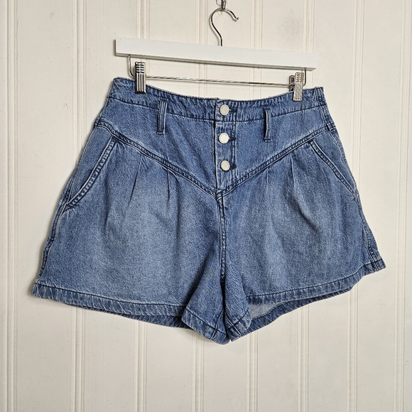 Blank NYC Jean Shorts Womens Size 29 Pleated Non-stretch Blue Denim